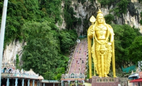 NHỮNG LÍ DO BẠN NHẤT ĐỊNH PHẢI ĐẾN MALAYSIA 1 LẦN